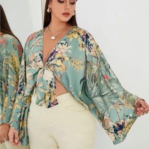 Front tie Shein crop top